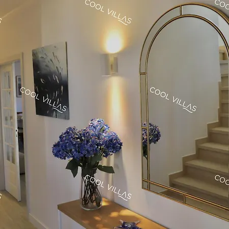 Lilac - Walking Distance To Villa *